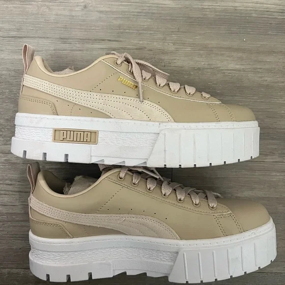 Puma Beige and White Women's Sneakers - Picture 7 of 9